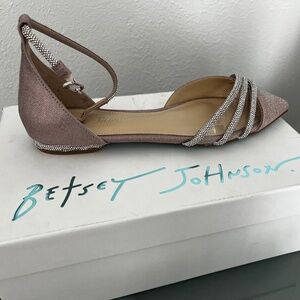 Betsey Johnson Elsah Blush flats